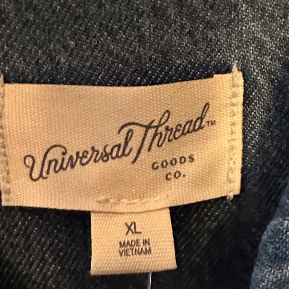 Universal Thread Blue Jean Jacket - Picture 3 of 4